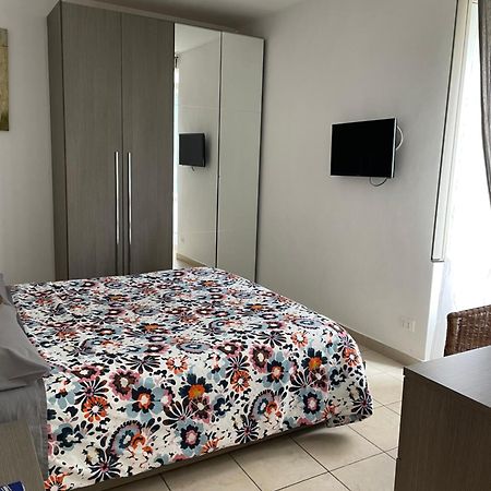 Appiolatino - Il Fenicottero Villa Róma Kültér fotó